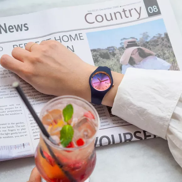 ساعت مچی زنانه آیس مدل 020641