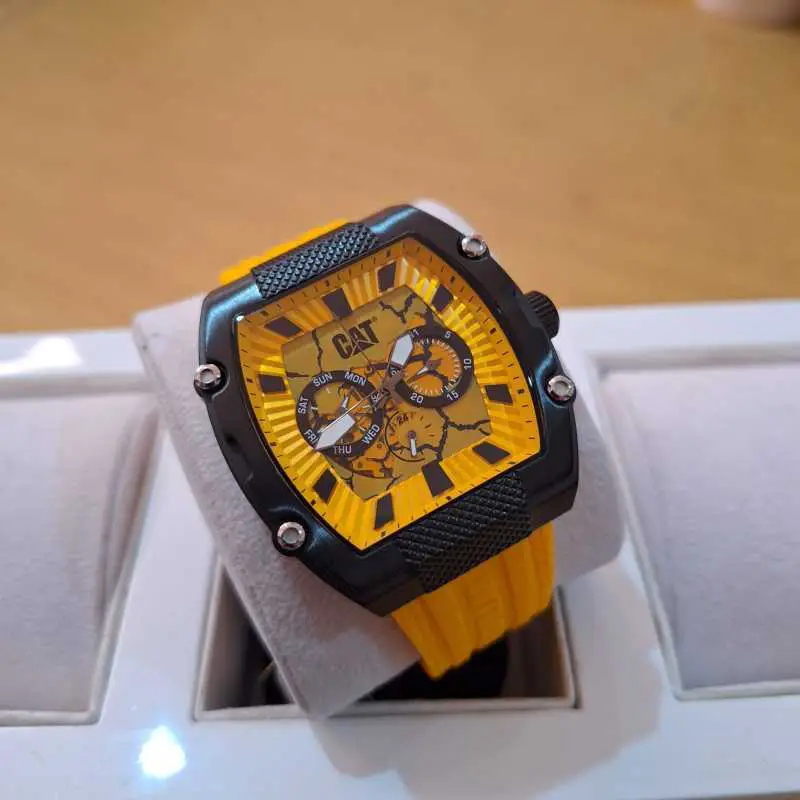 ساعت مچی مردانه کترپیلار مدل 13.169.27.721