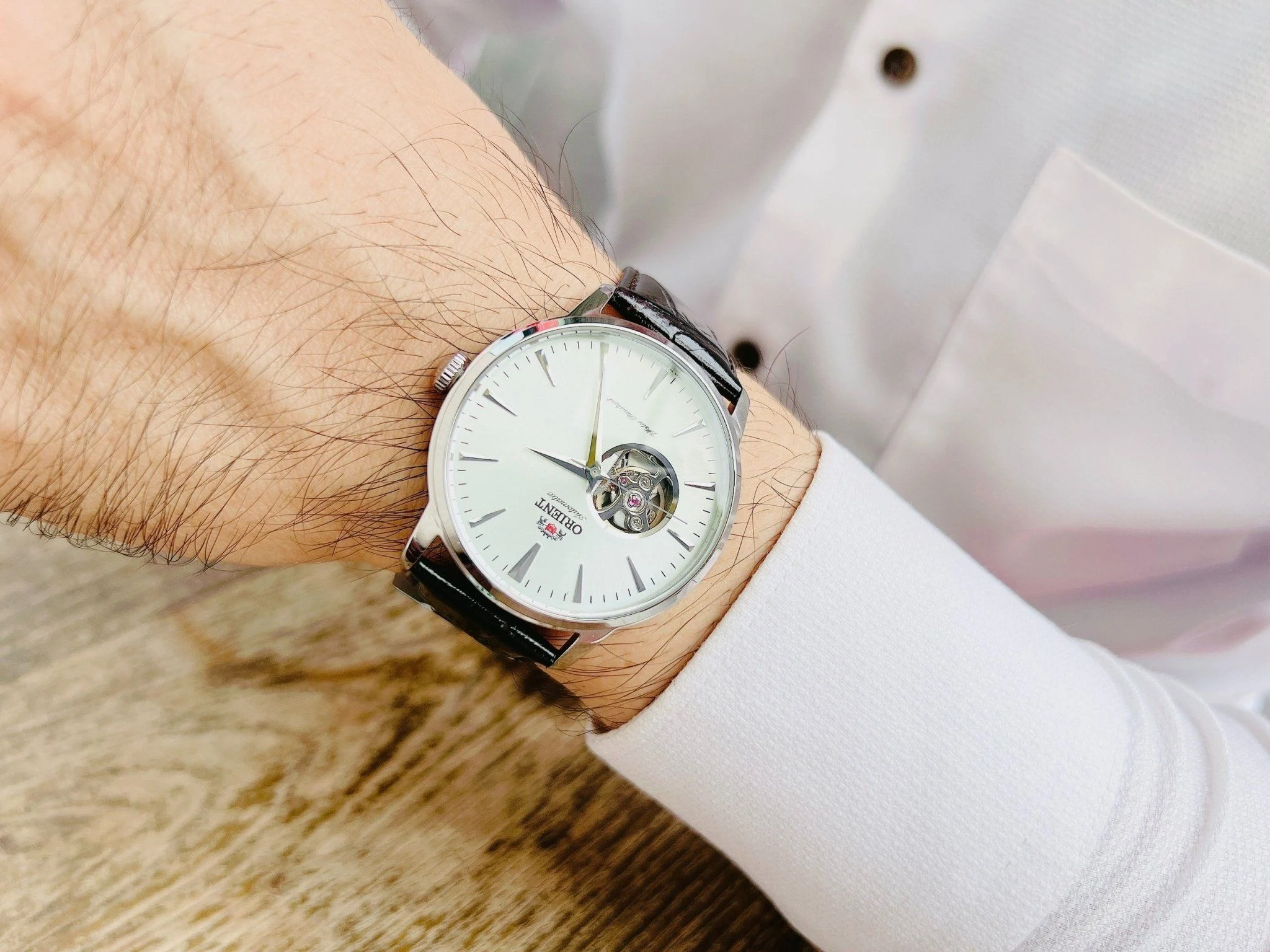 ساعت مچی مردانه اورینت مدل SAG02005W0B