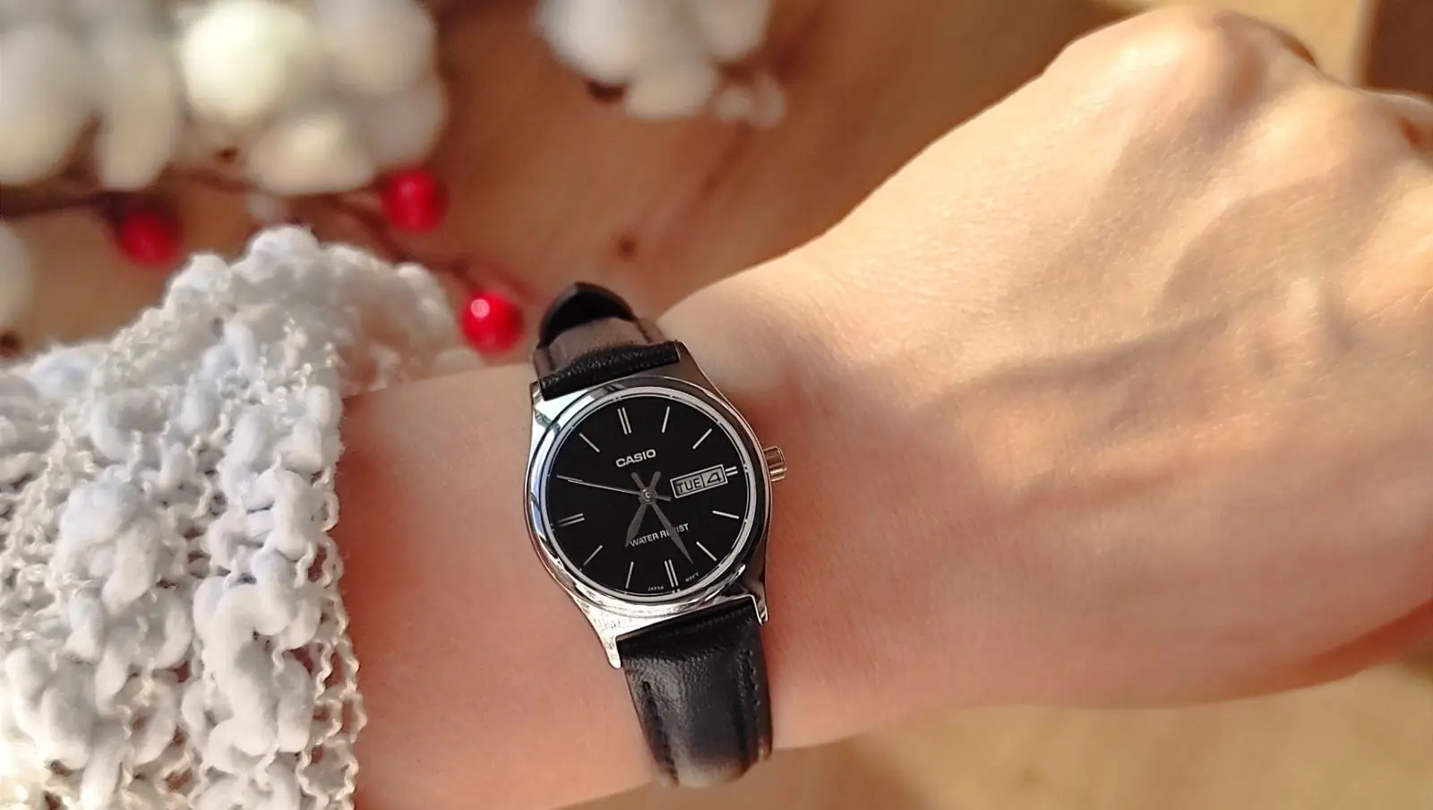 ساعت مچی زنانه کاسیو LTP-V006L-1B2