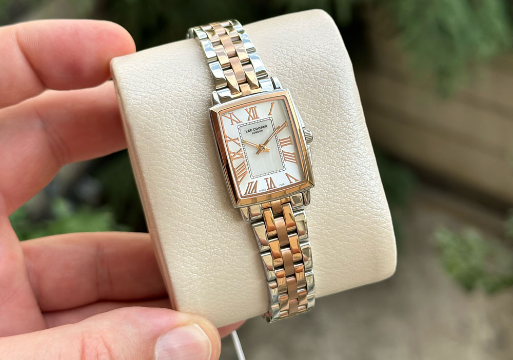 ساعت زنانه لی کوپر مدل LC07940.530