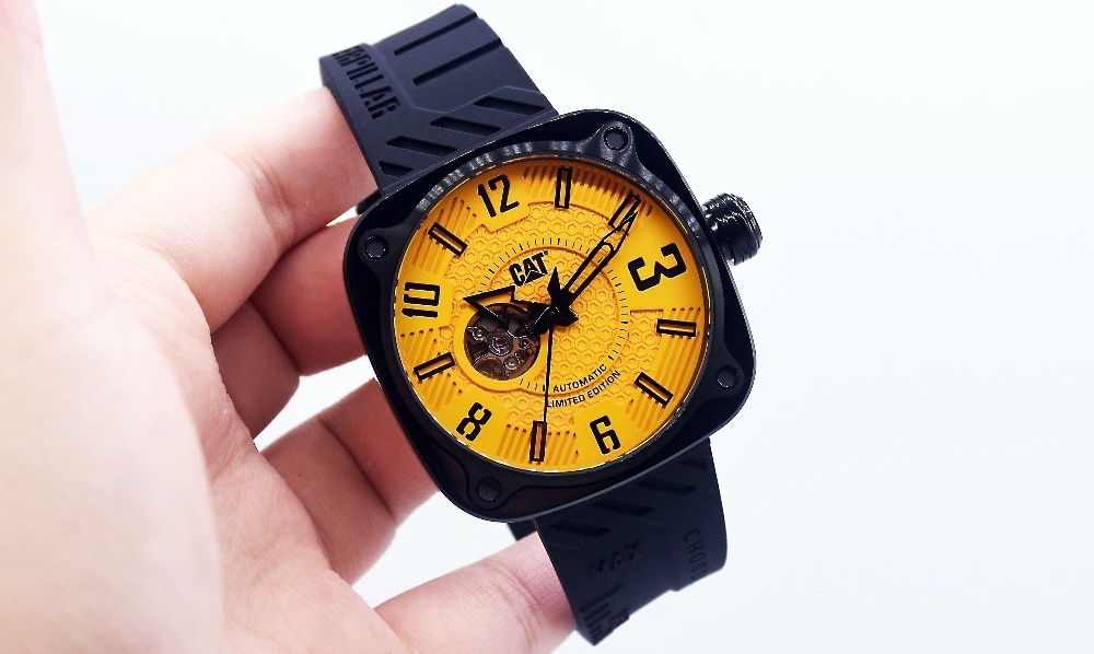 ساعت مچی مردانه کترپیلار مدل AT.168.21.731