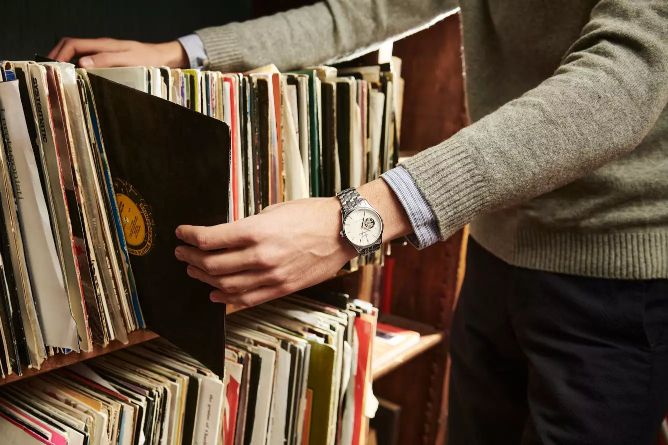 قیمت ساعت مچی لوسین روشا